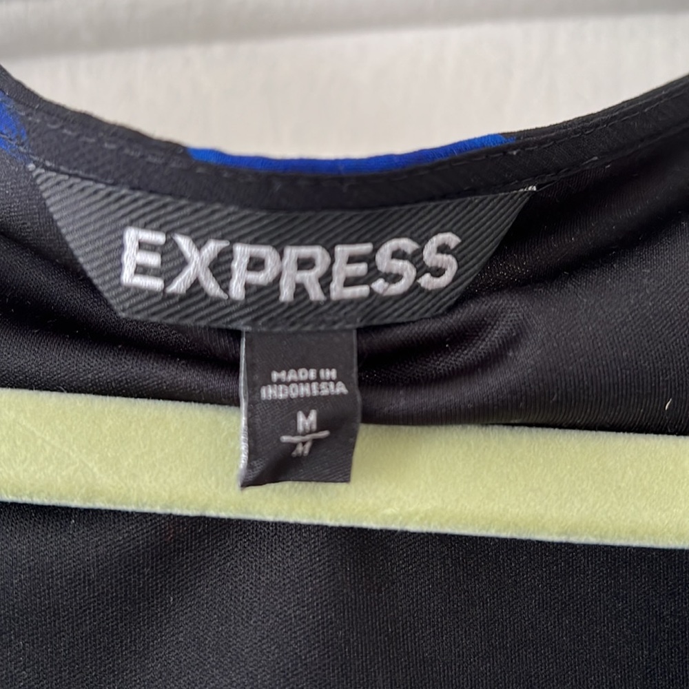 Express Romper - Picture 2 of 6
